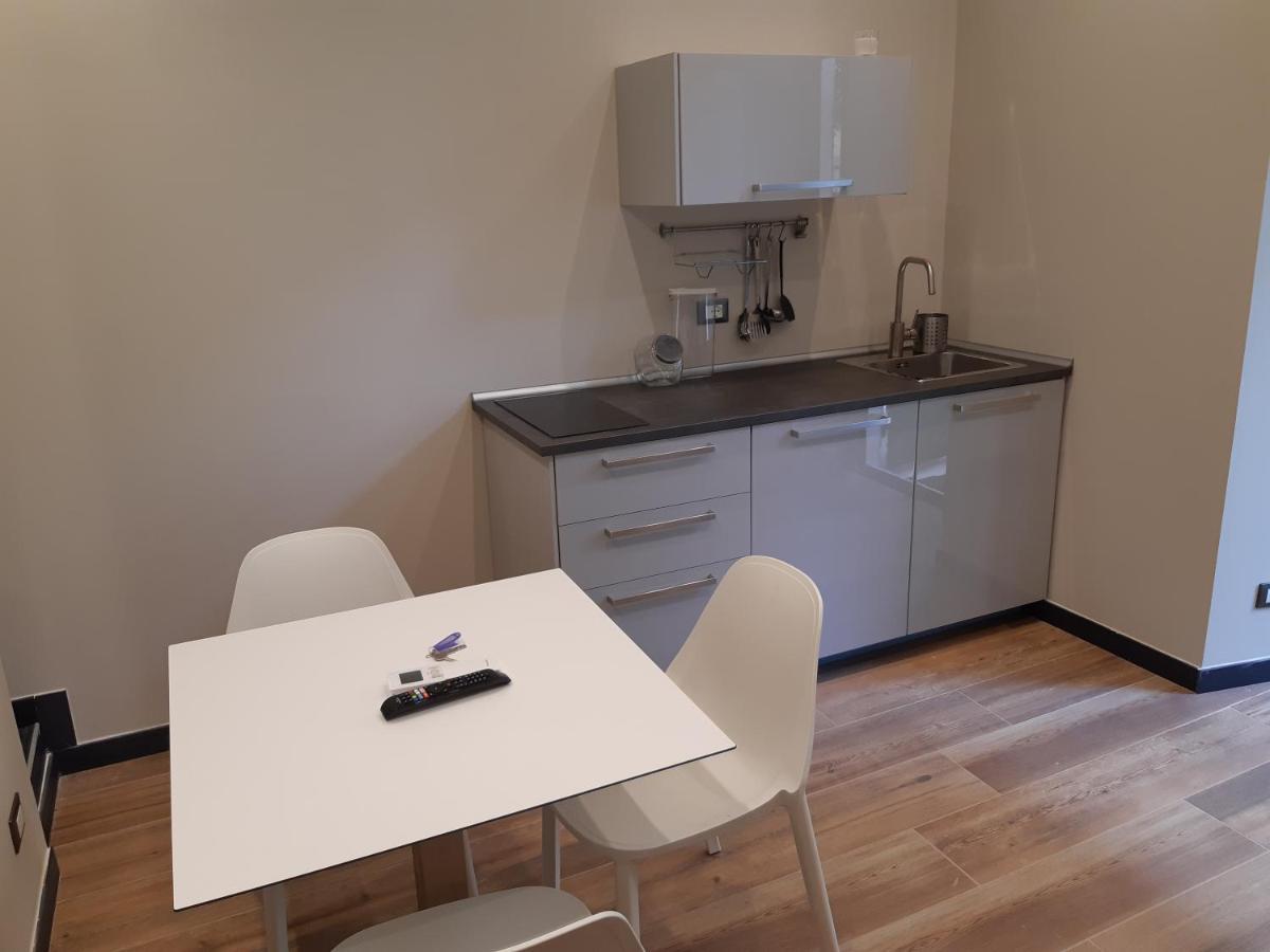 Il Giardino Di Elettra - Freeparking Aparthotel Genoa Luaran gambar