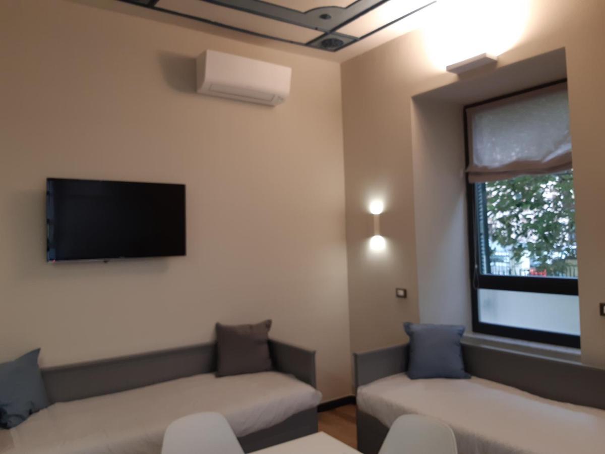 Il Giardino Di Elettra - Freeparking Aparthotel Genoa Luaran gambar